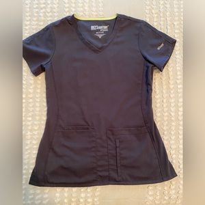Grey’s Anatomy active women’s scrub top